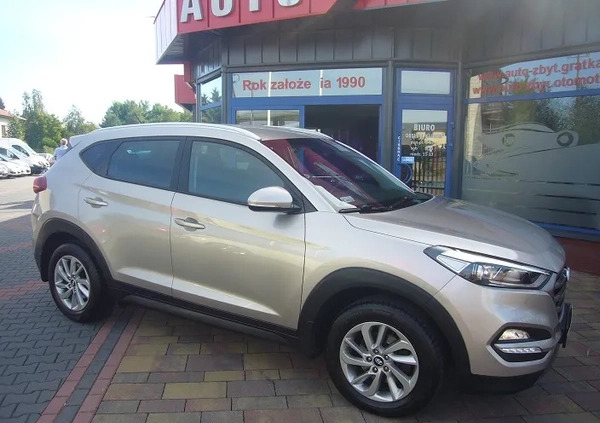 Hyundai Tucson cena 63700 przebieg: 176000, rok produkcji 2015 z Krzeszowice małe 211